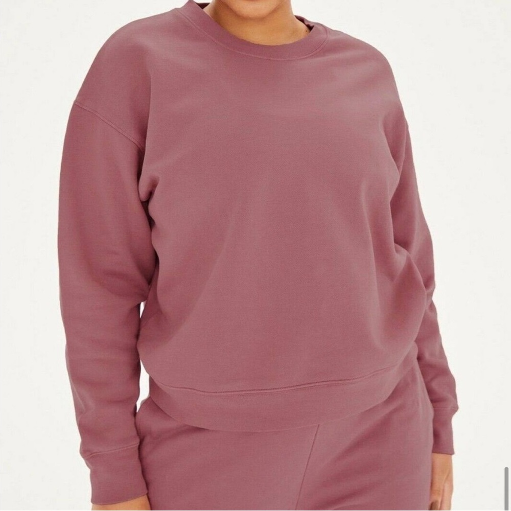 Girlfriend Collective classic crewneck sweatshirt in mauve
